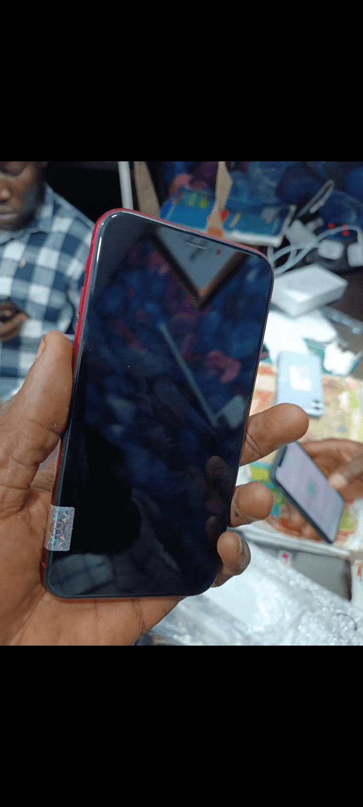 iPhone xr 65gig thumbnail 2