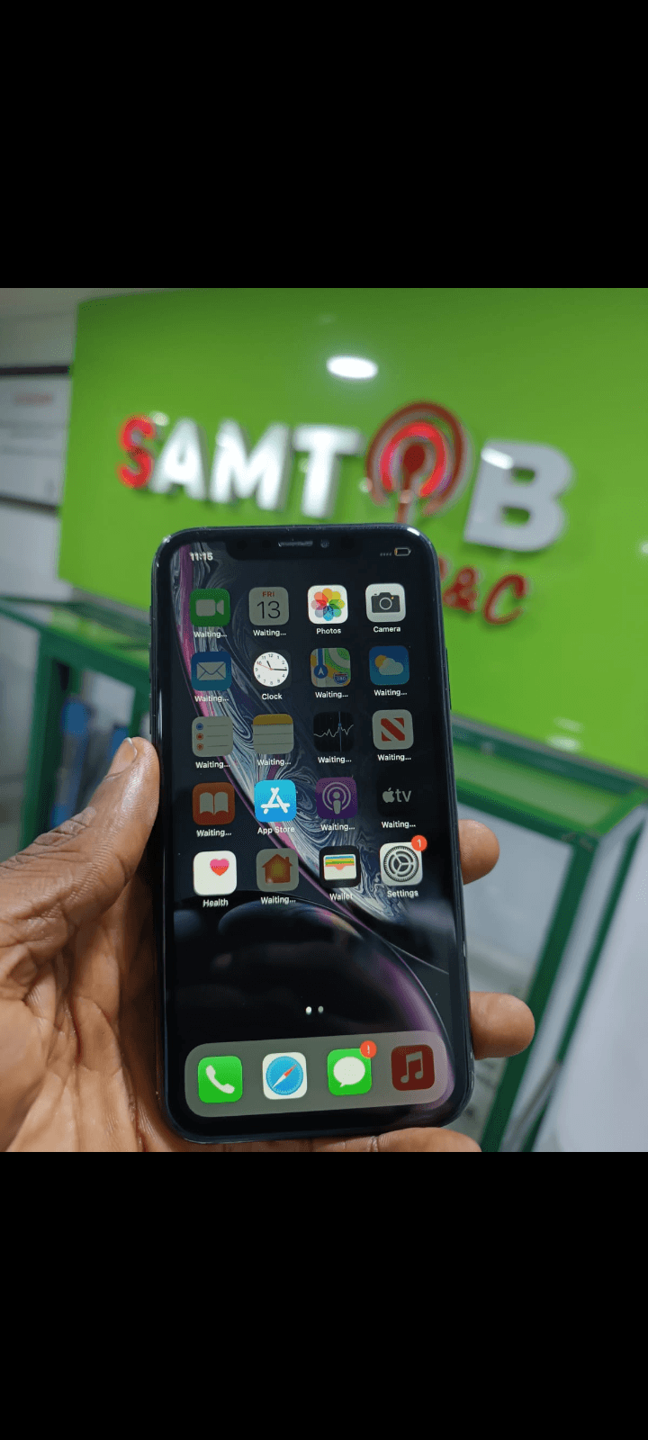 iPhone xr  thumbnail 3