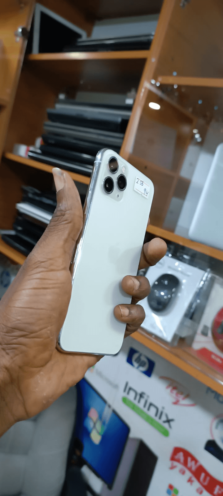 iPhone 11 pro 64gig 