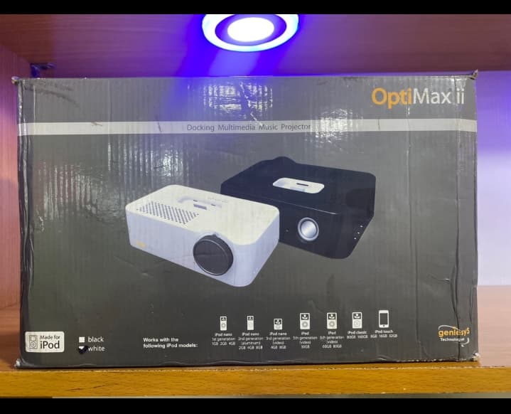 Mini projector  thumbnail 2