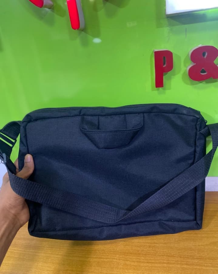 Laptop bag 