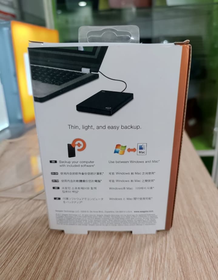 1TB External Hard drive  thumbnail 4