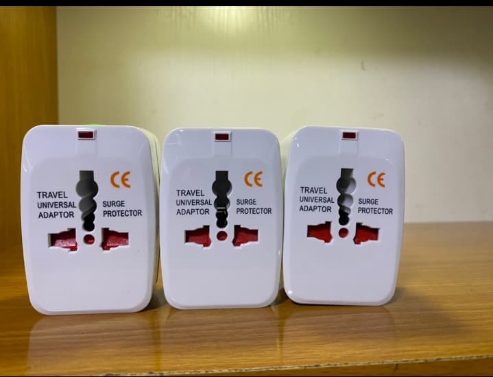 Travel Adapter thumbnail 3