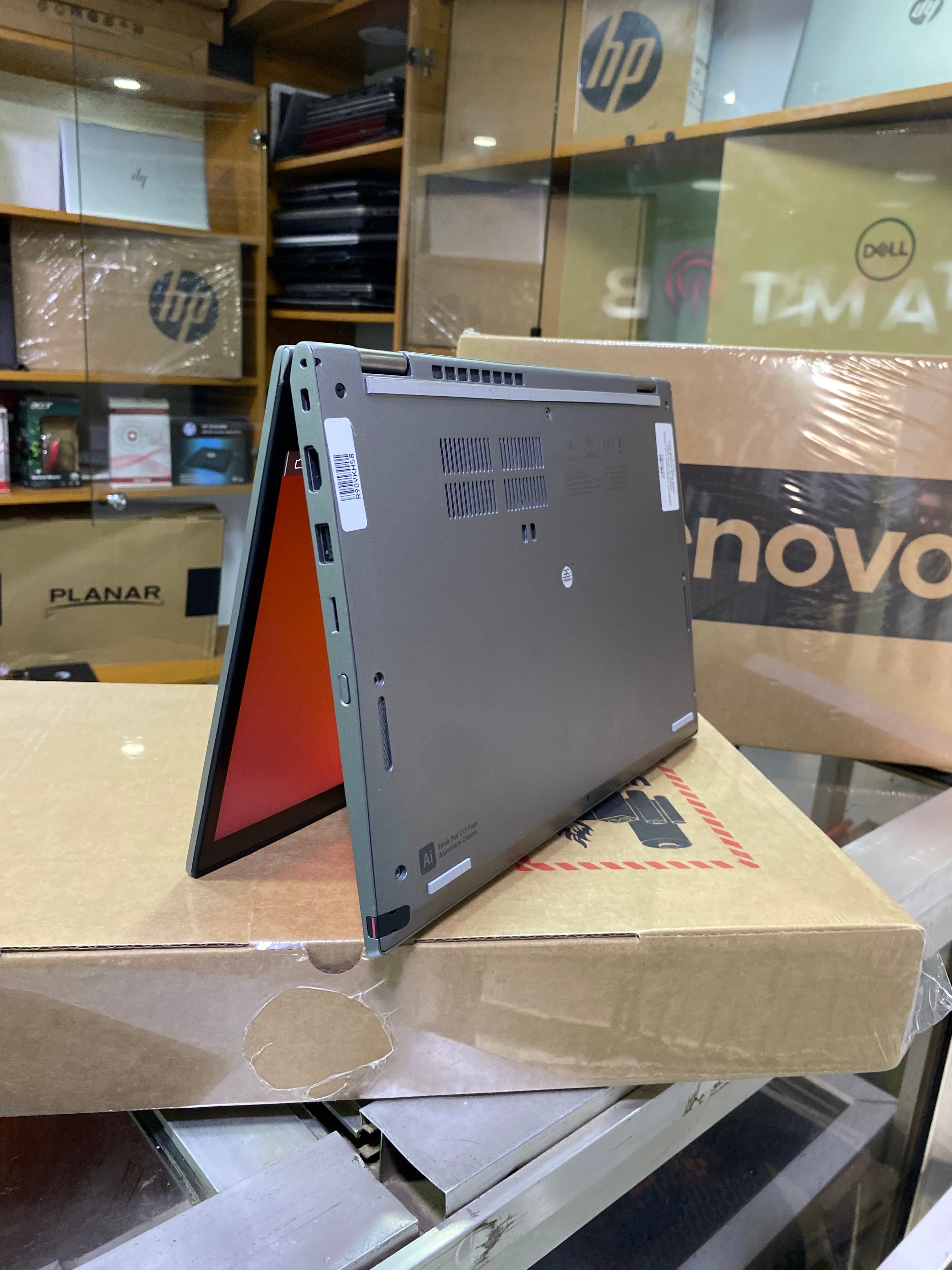 Lenovo ThinkPad L13 Yoga X360 Touchscreen thumbnail 2