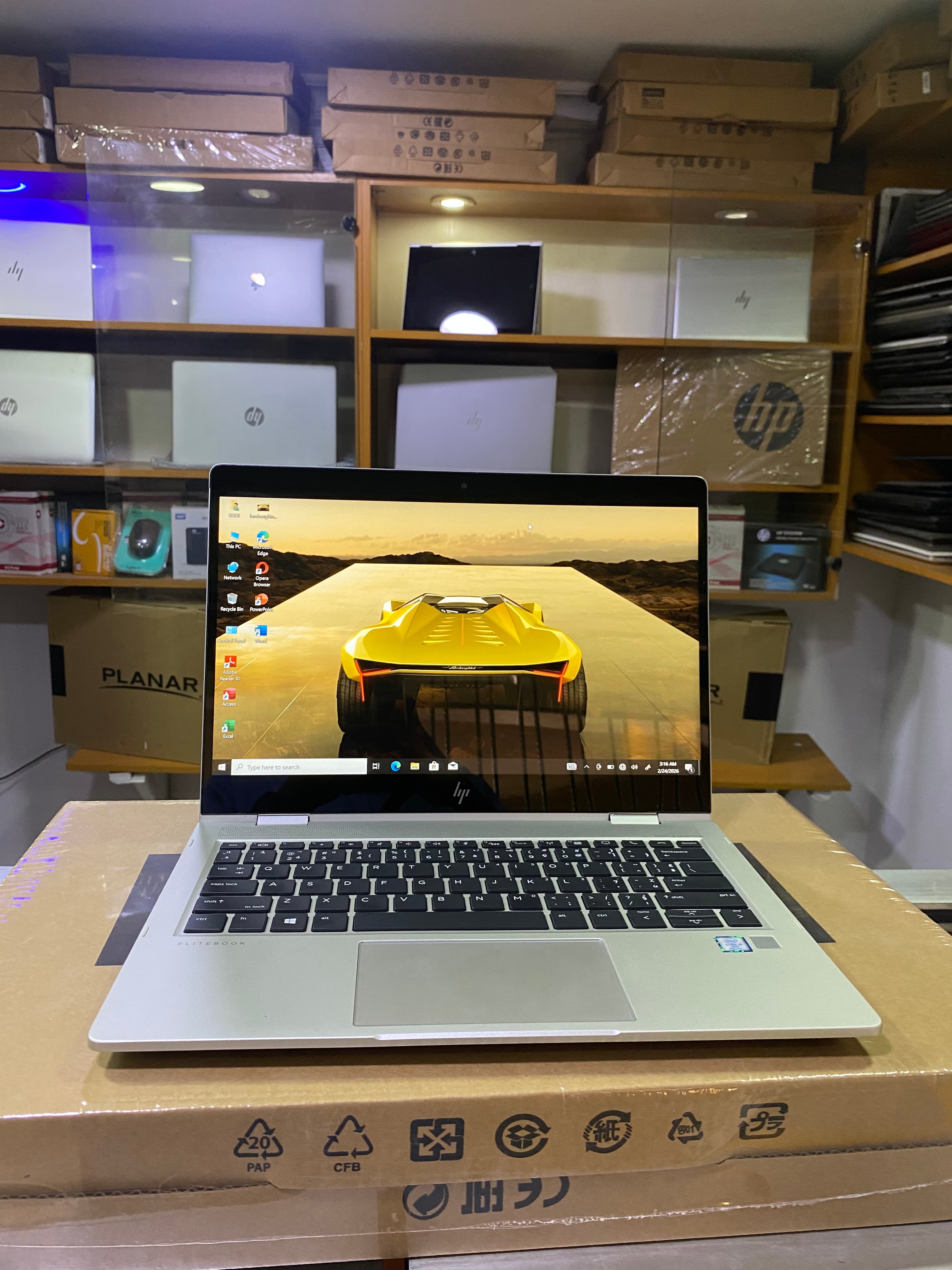 Hp Elite book 1030 G2