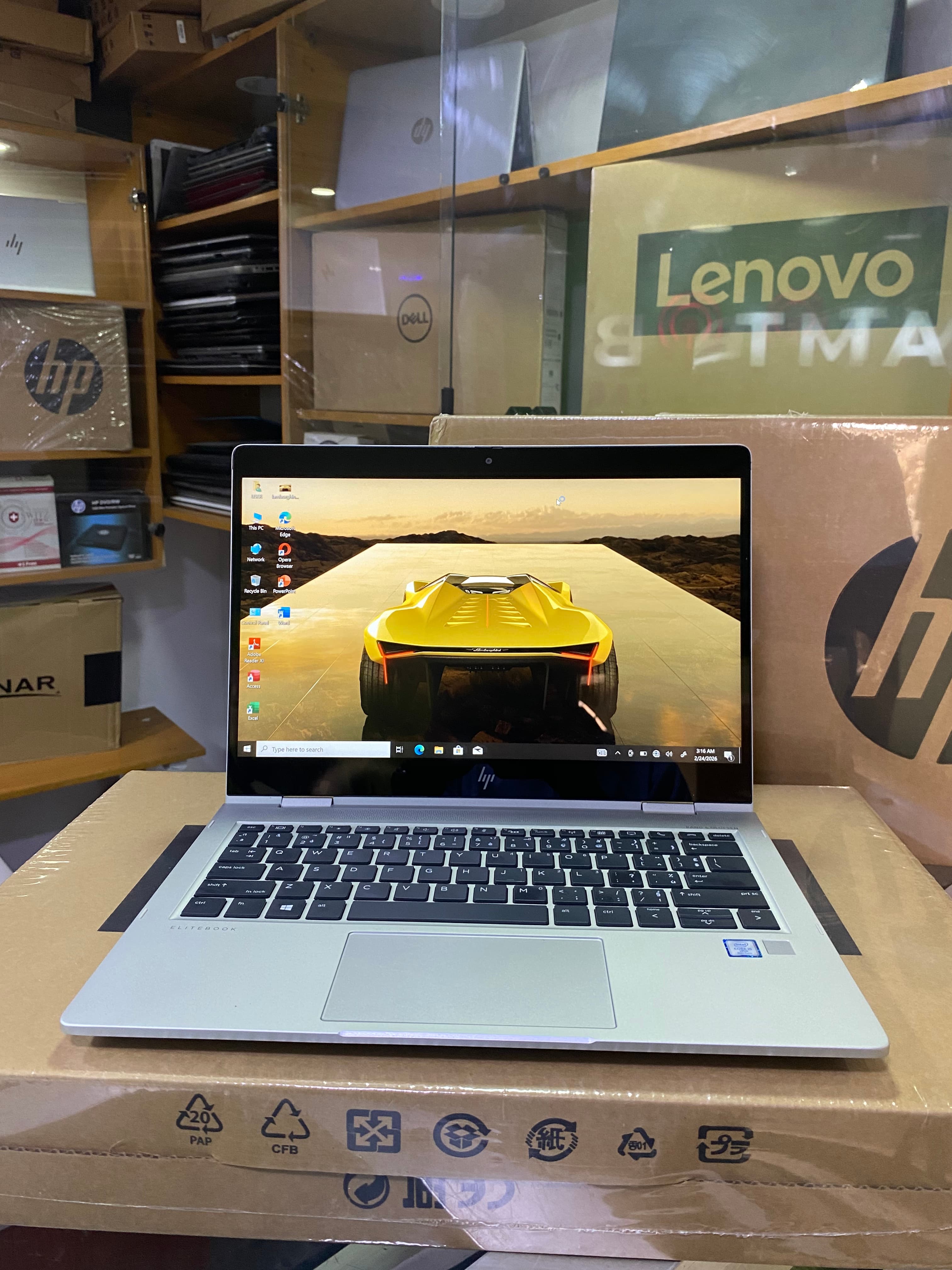 Hp Elite book 1030 G2 thumbnail 3
